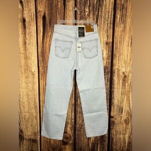 Levi’s Ribcage Straight Jeans